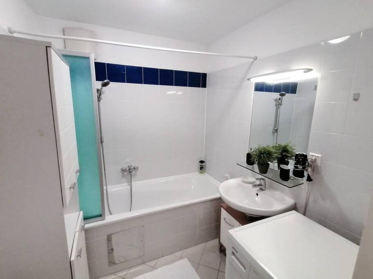 וינה Nd Exquisites Wundervolles Ruhiges Terrassenapartment Mit Garage מראה חיצוני תמונה