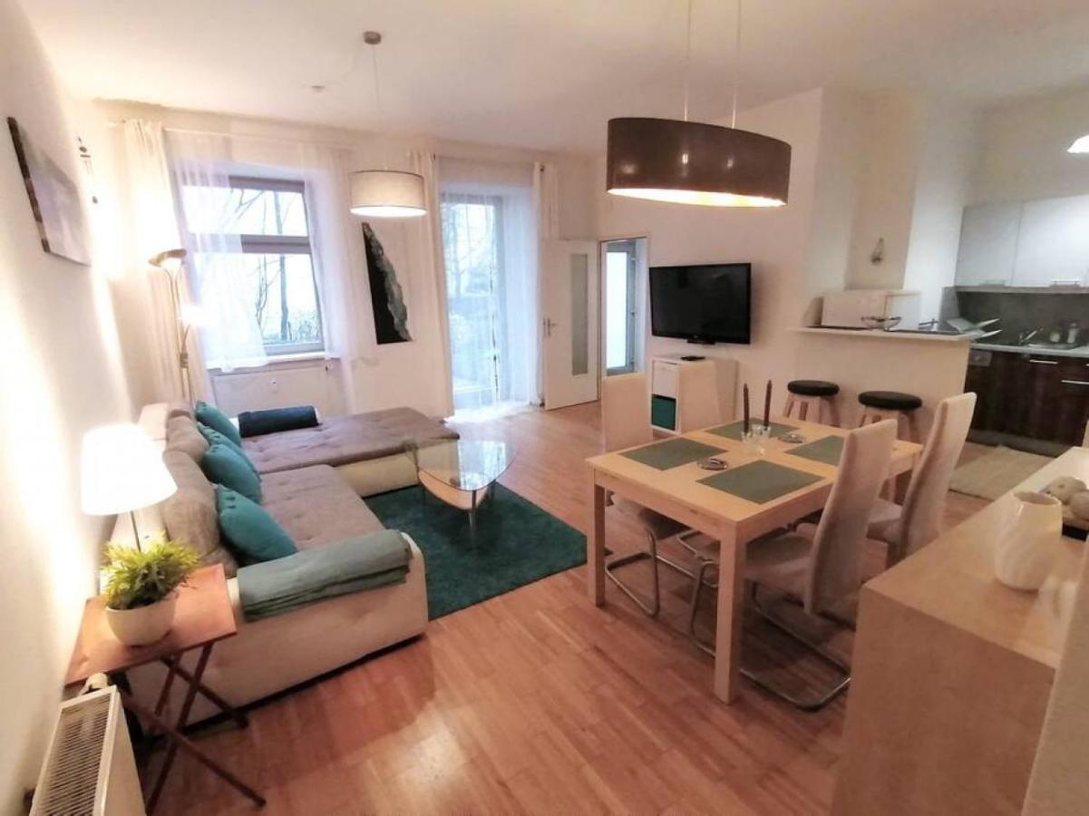 וינה Nd Exquisites Wundervolles Ruhiges Terrassenapartment Mit Garage מראה חיצוני תמונה