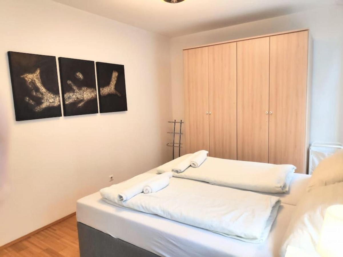 וינה Nd Exquisites Wundervolles Ruhiges Terrassenapartment Mit Garage מראה חיצוני תמונה